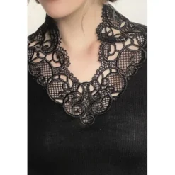 Chemise LAine Et Soie Col V Dentelle Crochet 6 Chemise LAine Et Soie Col V Dentelle Crochet -Chantelle Soldes Magasin chemise laine et soie col v dentelle crochet 2