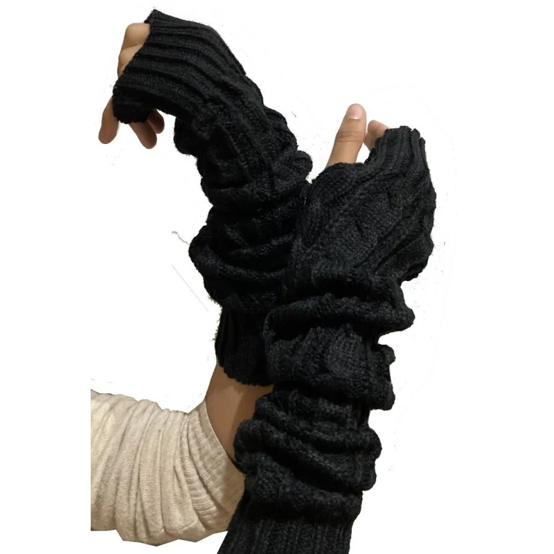 Mitaines Longues Torsadée En Laine 5 Mitaines Longues Torsadée En Laine – Image 5